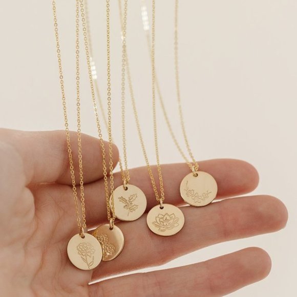 January Carnation Birth Flower Minimalist Necklace - Picture 7 of 12